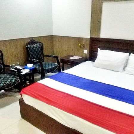 Quick Continental Hotel - Jail Road Lahore Eksteriør bilde