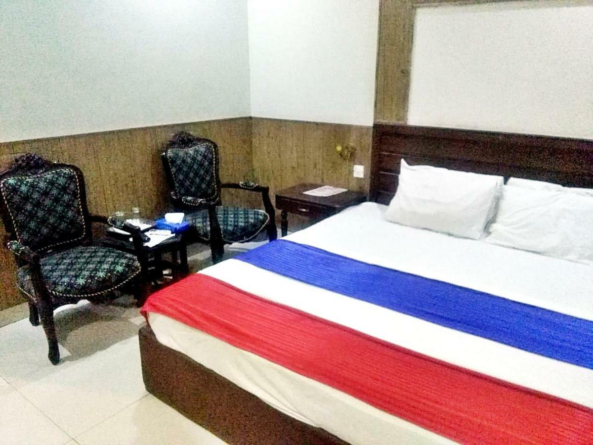 Quick Continental Hotel - Jail Road Lahore Eksteriør bilde