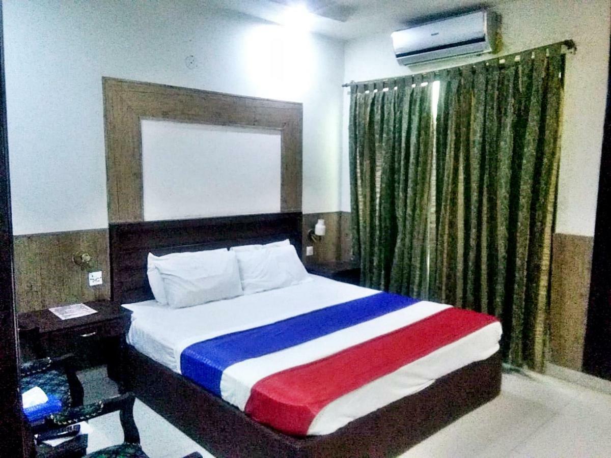 Quick Continental Hotel - Jail Road Lahore Eksteriør bilde